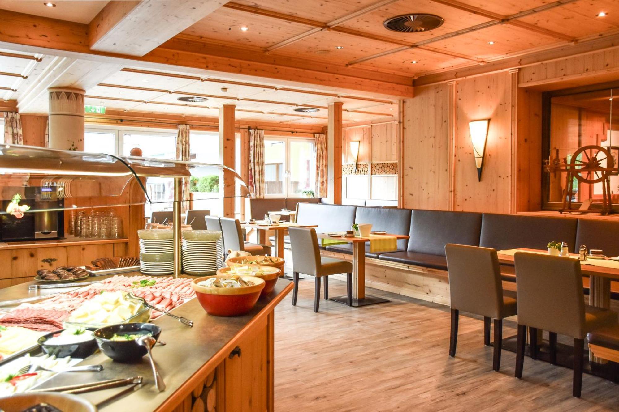 Alpen Appartements Laerchenhof Lermoos Dış mekan fotoğraf